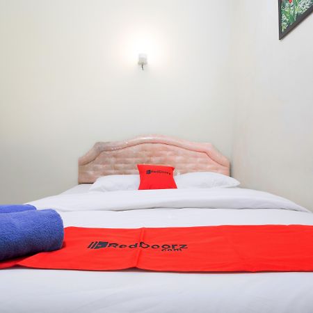 Reddoorz @ Supratman Street Hotel Bandung Exterior foto